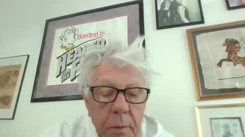 Snapshot of bestshot1951 chatting on 04/08/26, 11:32 bestshot1951 online show from 04/08/26, 11:32