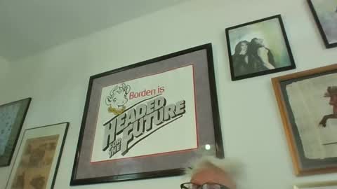 Snapshot of bestshot1951 chatting on 04/27/26, 02:15 bestshot1951 online show from 04/27/26, 02:15