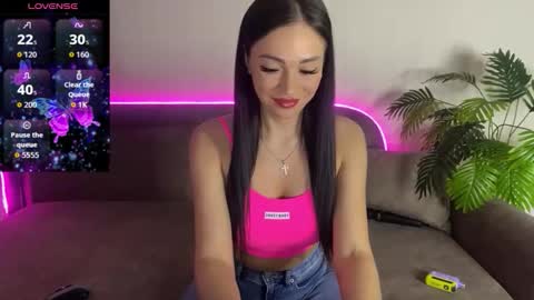 Teya online show from 04/28/26, 04:23