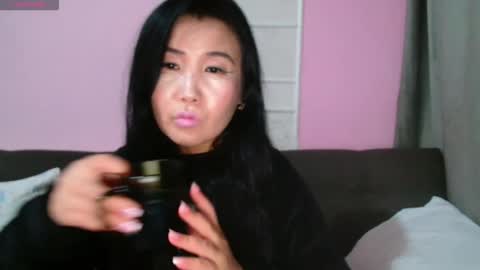 Bet Lu online show from 10/15/25, 08:53