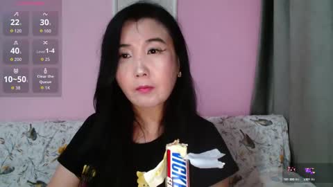 Bet Lu online show from 10/17/25, 01:31