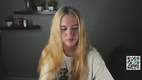 Snapshot of betany_fokss chatting on 07/05/26, 02:29 Bella Schedule GMT2 Mon Tue Wed Thu Fri Sat Sun 8 am from 2pm online show from 07/05/26, 02:29