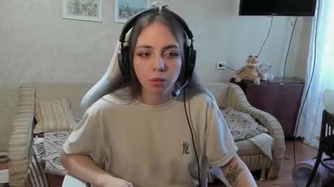 Snapshot of bethany_tease chatting on 02/18/26, 10:44 bethany_tease online show from 02/18/26, 10:44