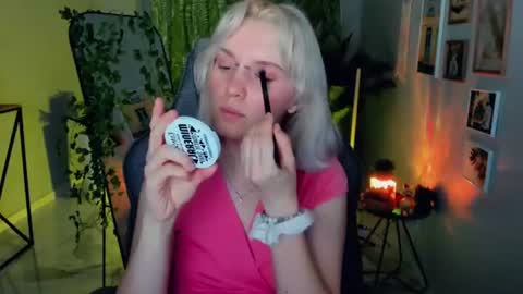 Snapshot of bethanycloud chatting on 06/19/26, 05:56 Bethany online show from 06/19/26, 05:56