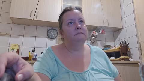 bethnorth online show from 09/20/25, 01:50