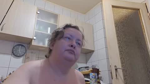 bethnorth online show from 09/24/25, 02:04