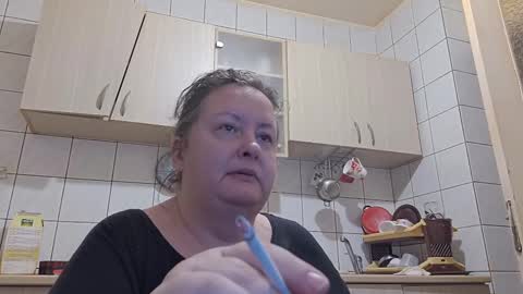 bethnorth online show from 09/30/25, 02:05