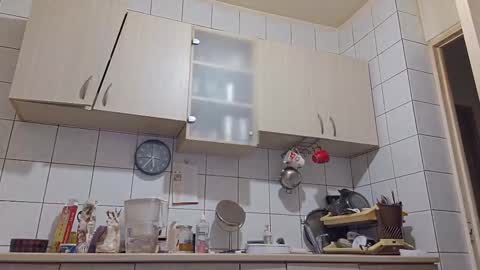 bethnorth online show from 10/15/25, 02:33