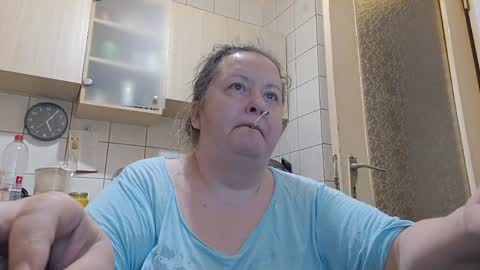 bethnorth online show from 04/21/26, 02:04