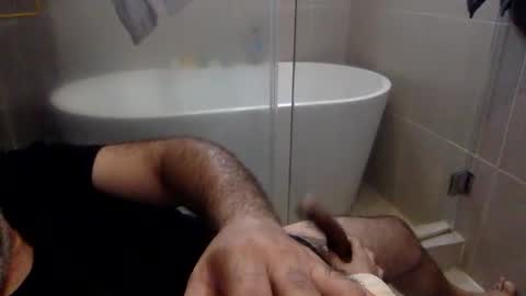 Virtual Gentleman online show from 12/31/24, 03:53