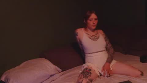 Snapshot of betsybradcock chatting on 03/19/26, 02:59 Betsy online show from 03/19/26, 02:59