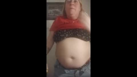 Snapshot of betsygore78 chatting on 02/16/26, 05:36 betsygore78 online show from 02/16/26, 05:36