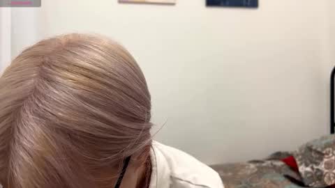 BlondeReka ITS MY 1st DAY HERE online show from 11/18/25, 11:47