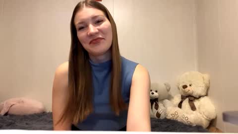 Mia online show from 01/16/26, 03:49