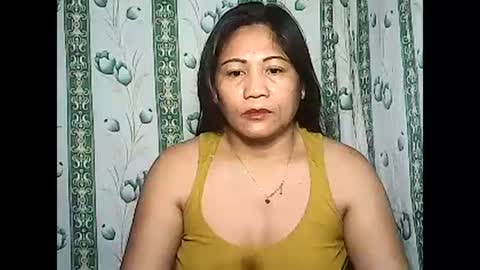 betty_83 online show from 01/04/25, 12:48