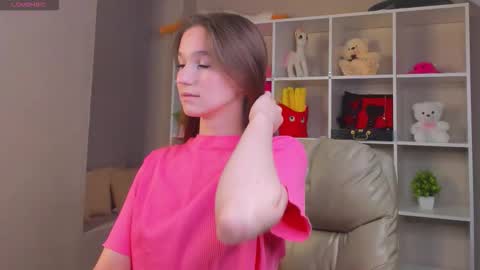 Eva online show from 09/29/25, 10:20