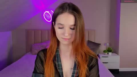 Eva online show from 10/22/25, 10:26