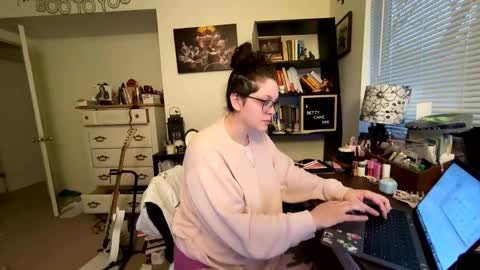 Betty Cake online show from 12/16/24, 12:16