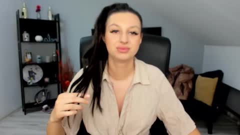 bettyjamess online show from 11/07/25, 05:07