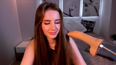 Snapshot of bettyrouse chatting on 12/23/24, 03:29 Betty online show from 12/23/24, 03:29