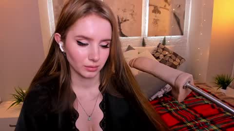 Snapshot of bettyrouse chatting on 12/28/24, 12:57 Betty online show from 12/28/24, 12:57