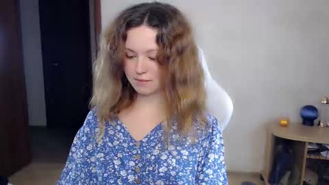 Betty online show from 09/17/25, 08:32