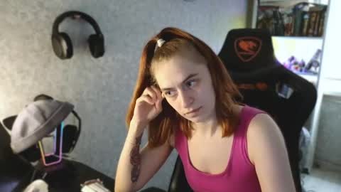Snapshot of beverly_yay chatting on 04/28/26, 03:28 beverly_yay online show from 04/28/26, 03:28