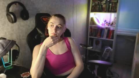 Snapshot of beverly_yay chatting on 04/29/26, 06:03 beverly_yay online show from 04/29/26, 06:03