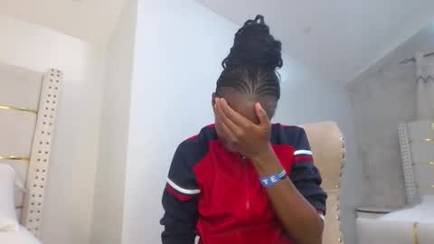 beverly online show from 11/24/25, 06:02