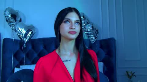 Snapshot of beverlyyork chatting on 02/14/25, 01:29 Beverly online show from 02/14/25, 01:29