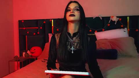 Snapshot of beverlyyork chatting on 10/29/25, 06:20 Beverly online show from 10/29/25, 06:20