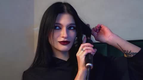 Snapshot of beverlyyork chatting on 02/18/26, 06:48 Beverly online show from 02/18/26, 06:48