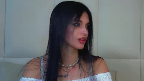 Snapshot of beverlyyork chatting on 05/27/26, 02:08 Beverly online show from 05/27/26, 02:08