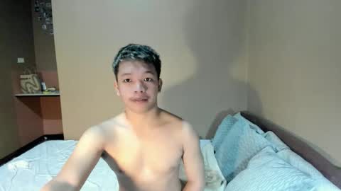 Snapshot of bexyourxman chatting on 05/14/26, 10:33 Adrian online show from 05/14/26, 10:33