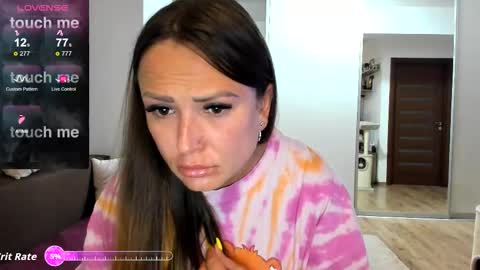   BeyonceDoll       Twitter DollBeyonce    online show from 09/11/25, 06:08