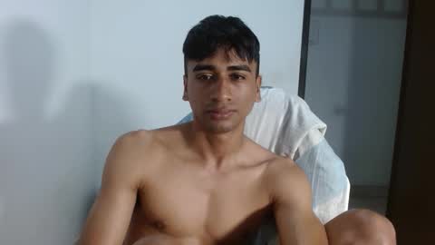 Snapshot of bfernando_05 chatting on 03/10/26, 10:48 BAYRON online show from 03/10/26, 10:48