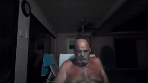 Snapshot of bgbelch chatting on 07/30/26, 02:43 bgbelch online show from 07/30/26, 02:43