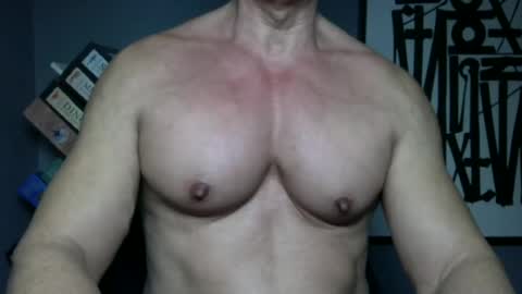BGDKMUSCLEGUY - SELECTED BY CHATURBATE AS A TOP BROADCASTER FOR 2023 online show from 06/03/26, 04:37