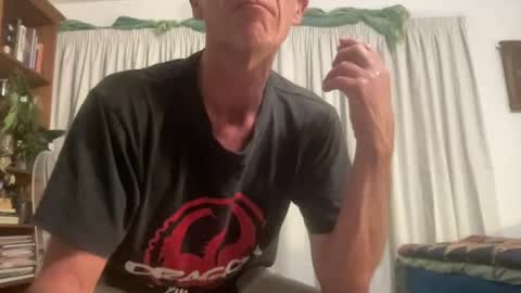 Snapshot of bgrade chatting on 03/02/25, 08:48 bgrade online show from 03/02/25, 08:48