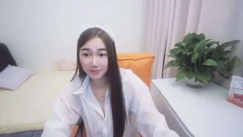 Snapshot of bhlinxuemei chatting on 06/18/26, 09:14 bhlinxuemei online show from 06/18/26, 09:14