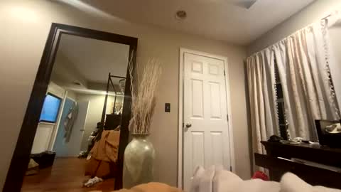 Snapshot of bi3269 chatting on 01/15/25, 01:34 bi3269 online show from 01/15/25, 01:34