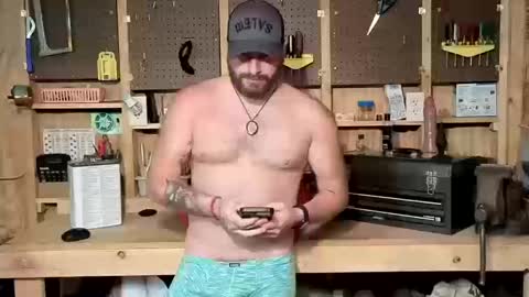 bi_bi_guy online show from 10/10/25, 12:31