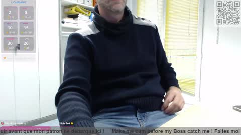 My name is David and if you like public exhibitions you wont be disappointed with me LoL - My favorite vibes is 44  online show from 01/29/25, 02:00