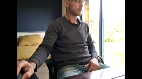 My name is David and if you like public exhibitions you wont be disappointed with me LoL - My favorite vibes is 44  online show from 03/25/26, 09:37