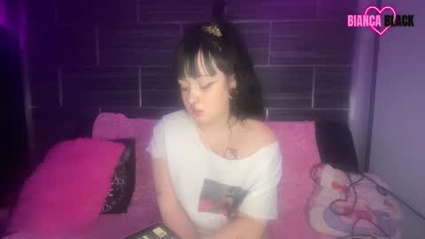 Snapshot of biablack chatting on 01/05/25, 03:53 Bianca Black online show from 01/05/25, 03:53