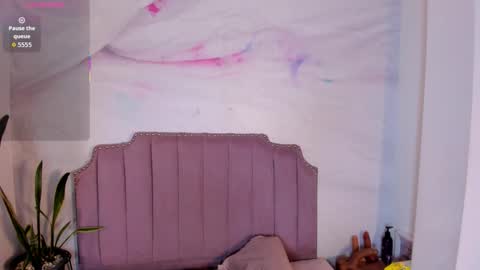 bianca_angel_ online show from 11/18/25, 08:13