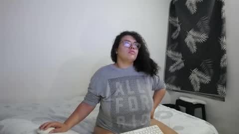 Bianca Tuesday to Sunday from 2am to 6am UTC-5 online show from 05/06/26, 09:14