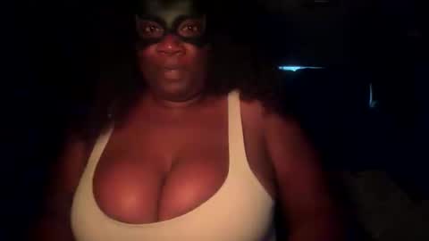 Bianca D online show from 10/29/25, 05:20