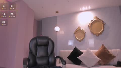 Bianca Pierce online show from 02/11/25, 03:08