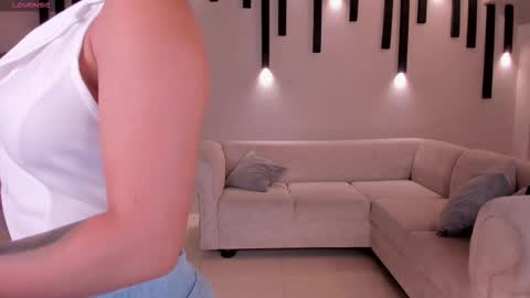 Bianca Pierce online show from 10/14/25, 11:11